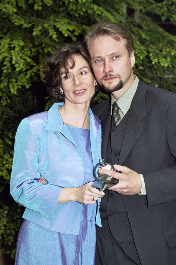 Artur Żmijewski, Paulina Żmijewska, podczas gali wręczenia nagród w plebiscycie Srebrne Jabłka 2000 miesięcznika Pani