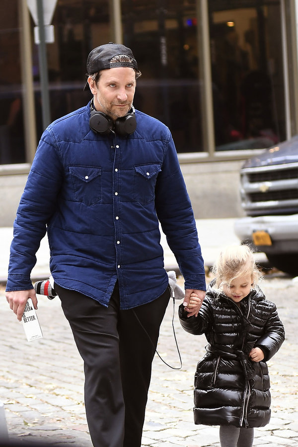 Bradley Cooper z córką w 2019