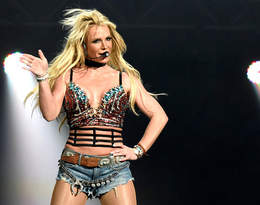 Najbardziej kontrowersyjne stylizacje sceniczne Britney Spears! Dziś kończy 40 lat!
