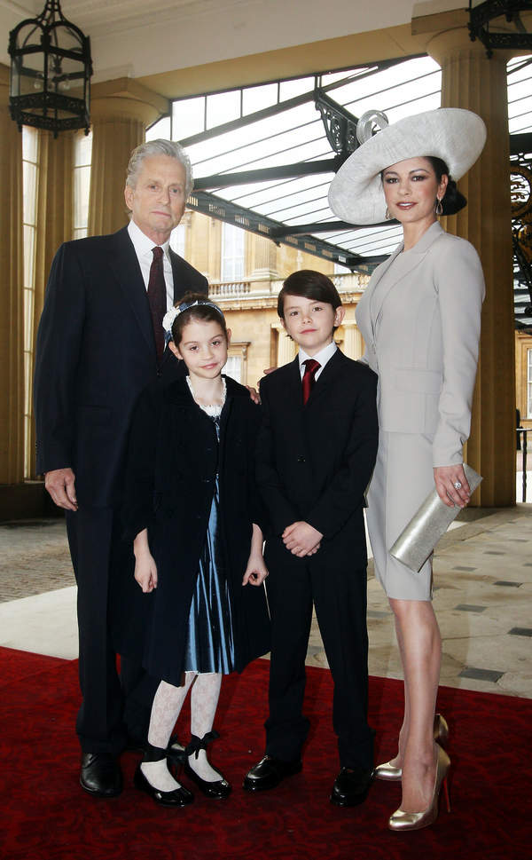  Dylan Douglas, Catherine Zeta-Jones and Michael Douglas,  2011