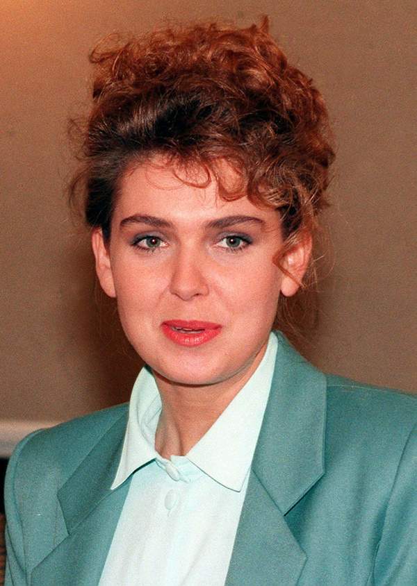 Ewa Wachowicz , rzecznik prasowy w rządzie premiera Waldemara Pawlaka, 11.1993r. 