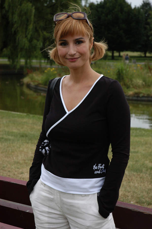 Joanna Brodzik na planie serialu Magda M, 2005 rok
