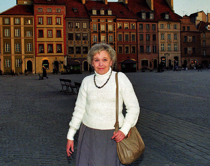 Joanna Chmielewska miała jednego męża i kilka nieformalnych związków. Jednego z partnerów nazwała w książce "Diabłem"
