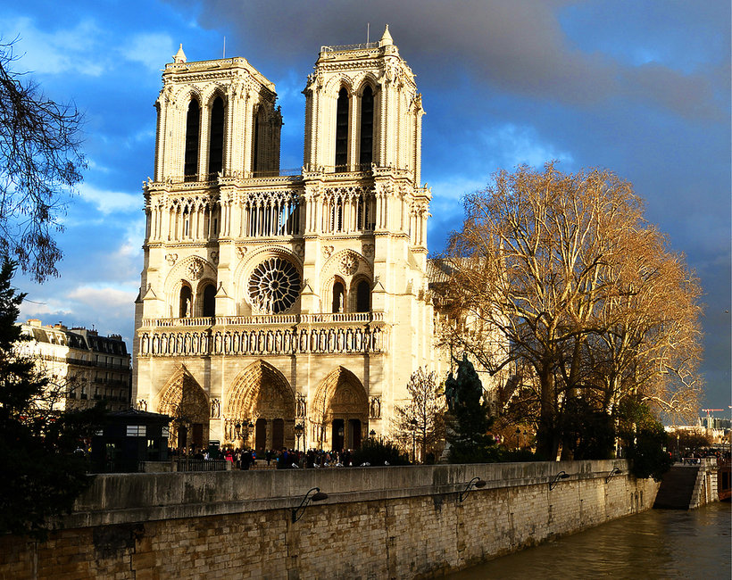 Katedra Notre Dame upload