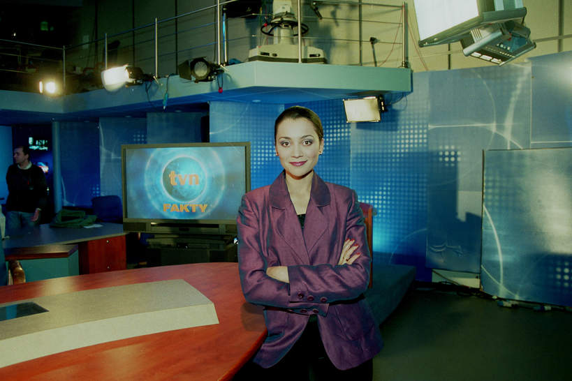 Klaudia Carlos w studiu Faktów, 2000, TVN