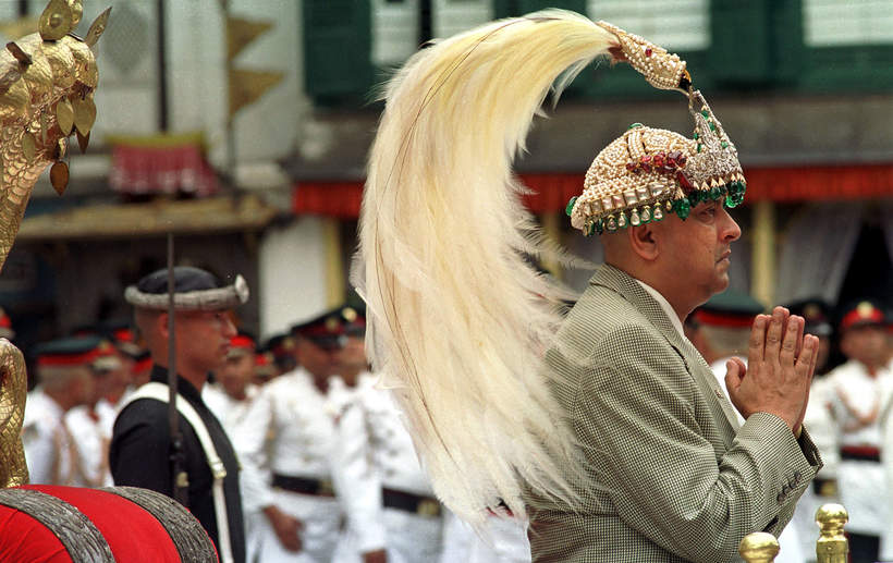 Koronacja ostatniego króla Nepalu Gyanendry