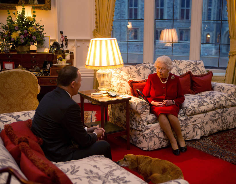 Królowa Elżbieta II, 29.10.2015 rok, psy corgi