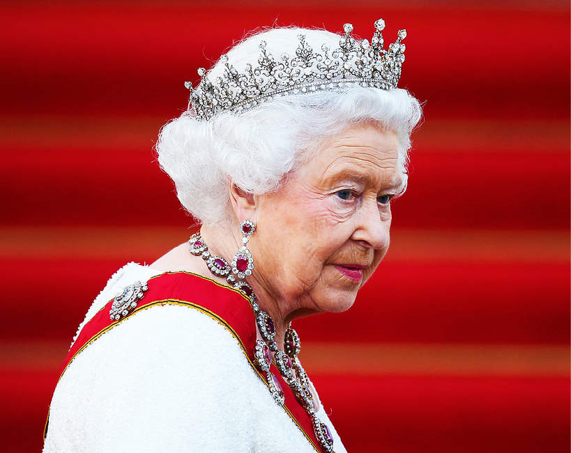 Królowa Elżbieta II abdykuje