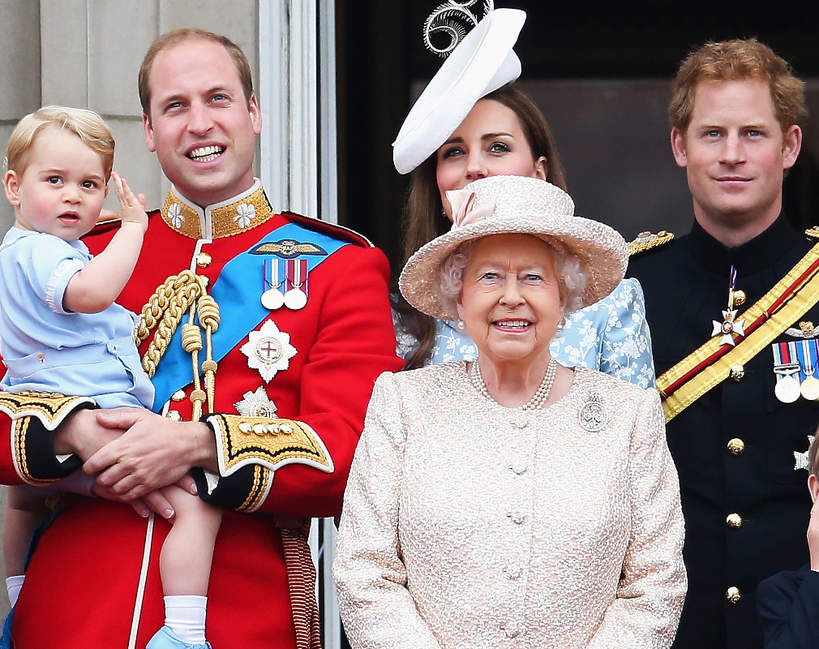 Królowa Elżbieta II, książę William, książę Harry, brytyjska rodzina królewska