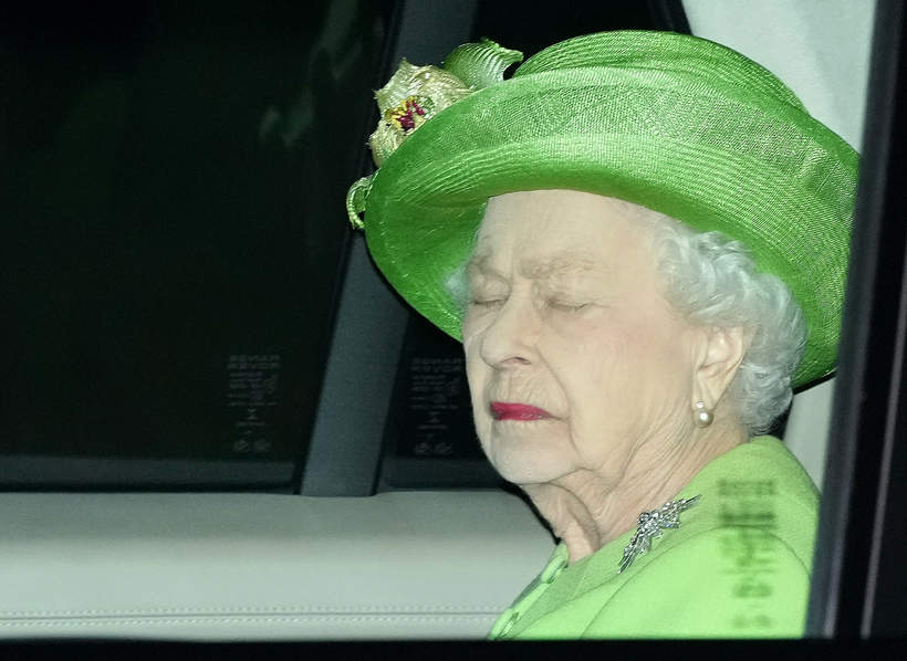 Królowa Elżbieta na chrzcinach 2021