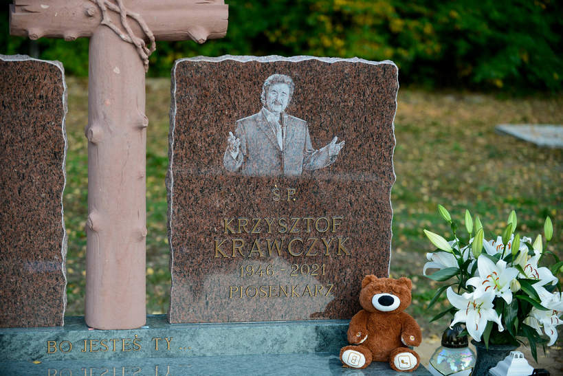 Krzysztof Krawczyk nagrobek, cmentarz Grotniki, 5.10.2021 rok