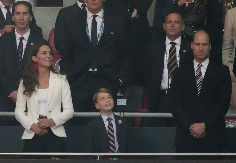 Książę William, księżna Kate i książę George kibicowali Anglii na finale Euro 2020. Zdjęcia