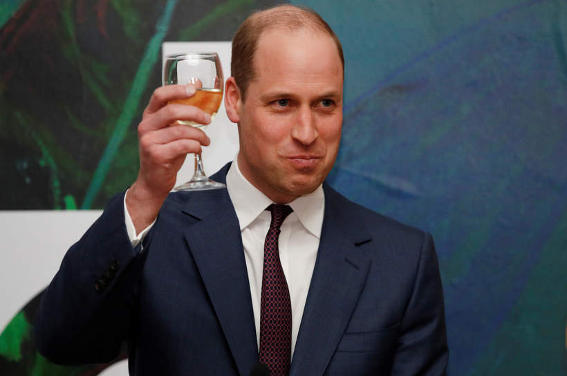 Książę William za duże pije?