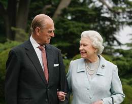 Dlaczego książę Filip nie był kr&oacute;lem, a&nbsp;Kate po intronizacji Williama będzie kr&oacute;lową?