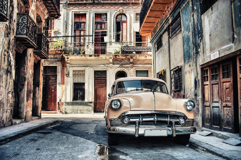 Kuba, Ana Montes