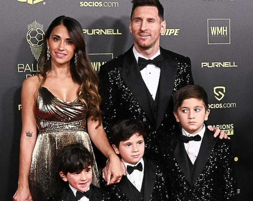 Leo Messi, żona Antonella Roccuzo, dzieci, synowie, Złota Piłka 2021, Paryż, 29.11.2021 rok