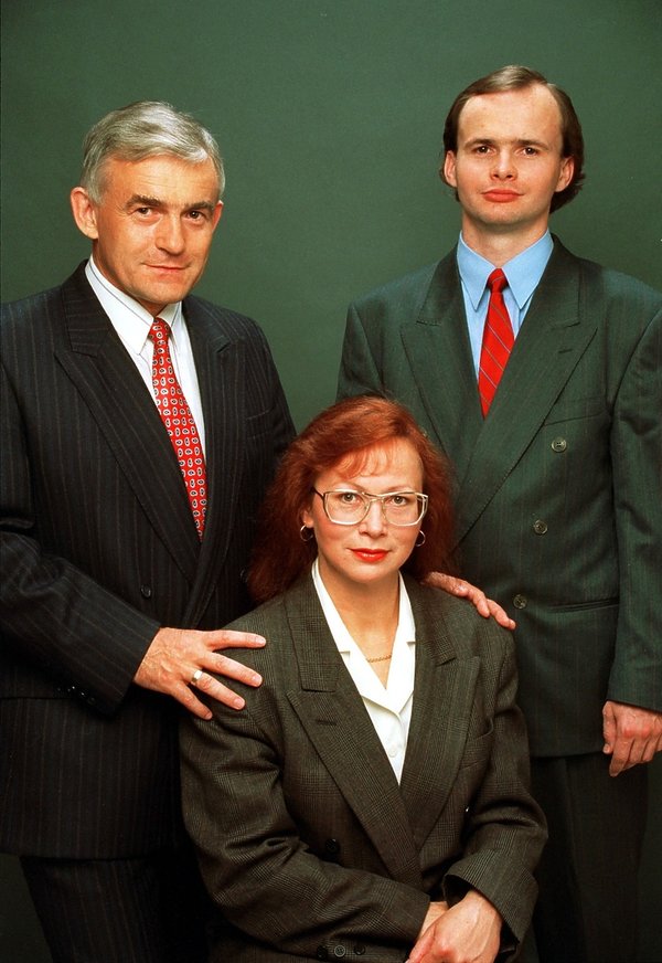 Leszek Miller z żoną i synem Leszkiem Jr; Nie żyje syn Leszka Millera