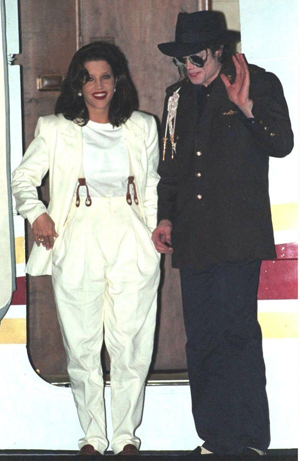 Lisa Marie Presley z mężem Michaelem Jacksonem, 1994