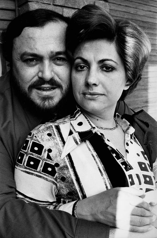 Luciano Pavarotii z żoną Aduą, 1976 
