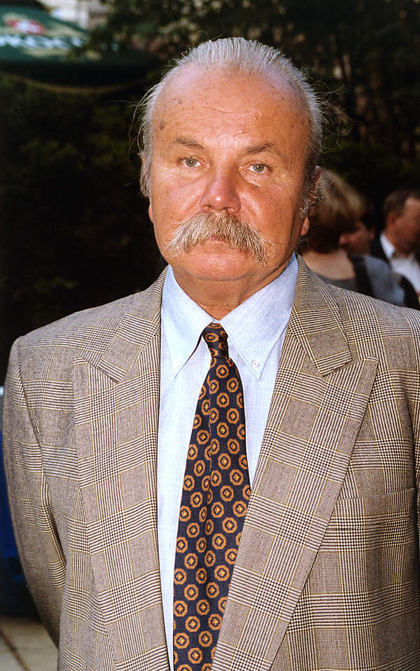 Marek Kotański, Nagroda miesięcznika Zwierciadło; Kryształowe Zwierciadła, Warszawa 2001