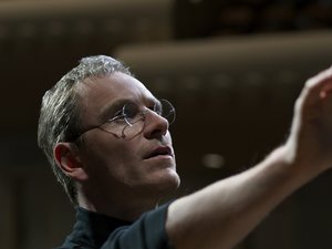 Michael Fassbender jako Steve Jobs
