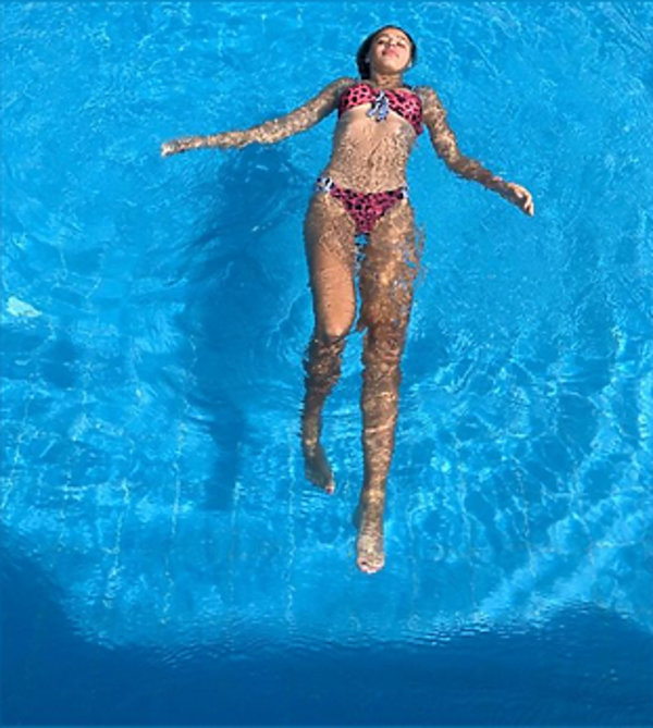 Oliwia Bieniuk w bikini 