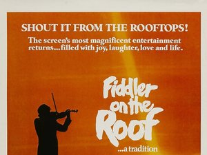plakat z filmu Skrzypek na dachu