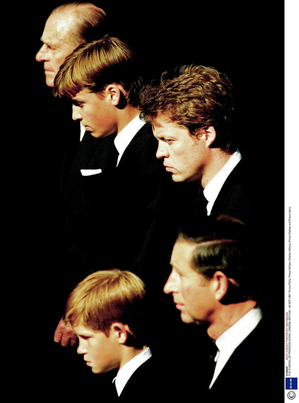 Prince Philip, Prince William, Charles Althorp, Prince Charles and Prince Harry, pogrzeb księżnej Diany, 1997 rok