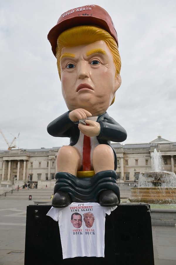 Protesty w Wielkiej Brytanii, Donald Trump karykatura