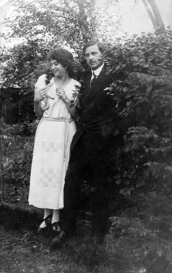 samozwaniec z pierwszym mężem Janem Starzewskim 