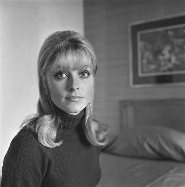 Sharon Tate, 1966