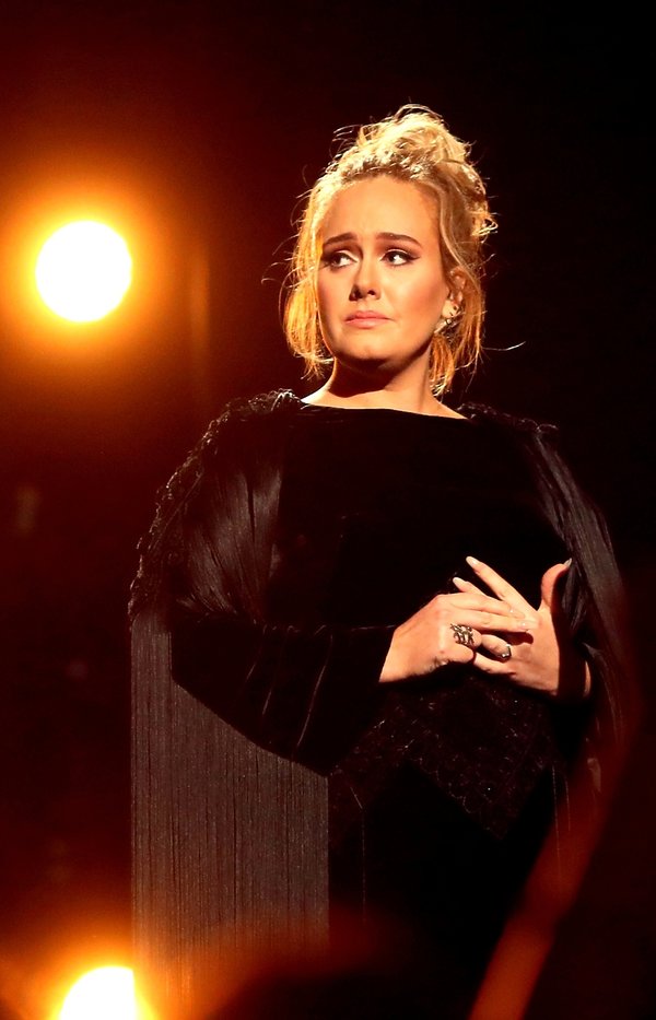 smutna Adele