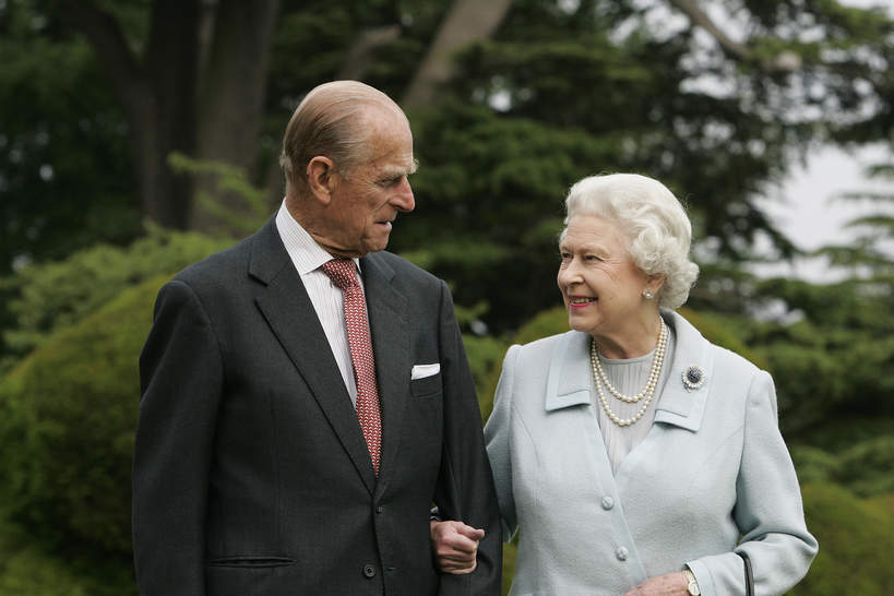 Tajemnice Windsorów: zdrady i romanse księcia Filipa i królowej