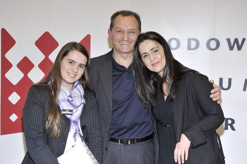 Wojciech Wysocki z żoną Joanną i córką Rozalką; grudzień 2011