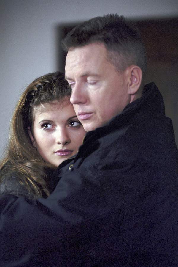 Zbigniew Suszyński na planie serialu Adam i Ewa, 2000 rok