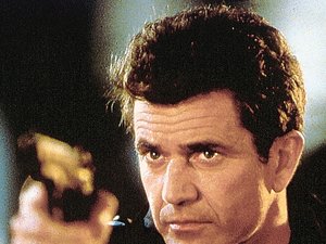 zdjęcie z filmu Zabójcza broń 4. Mel Gibson