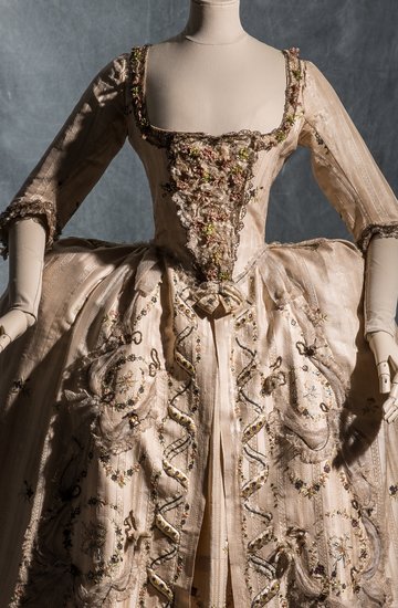 suknia z jedwabiu, tafty i satyny, ok. 1778