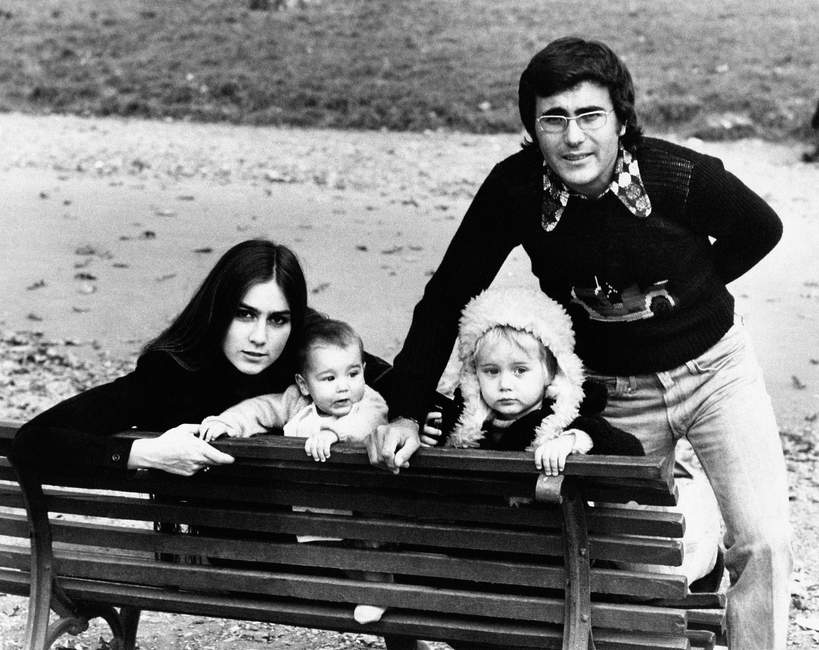  Al Bano, Romina Power z dziećmi Ylenią Carrisi i Yarim Carrisi. Rzym, lata 70 