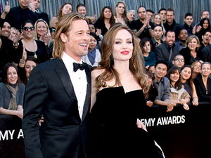 Angelina Jolie i Brad Pitt na czerwonym dywanie