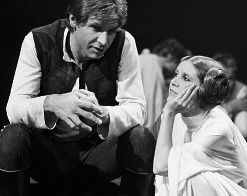 Carrie Fisher, Harrison Ford na planie „Gwiezdnych wojen”, 1977 rok