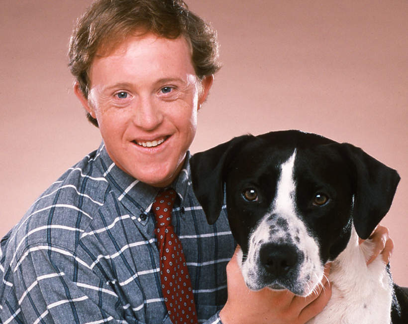 Chris Burke, pies Bullet, serial „Dzień za dniem”, 1989-1993 rok