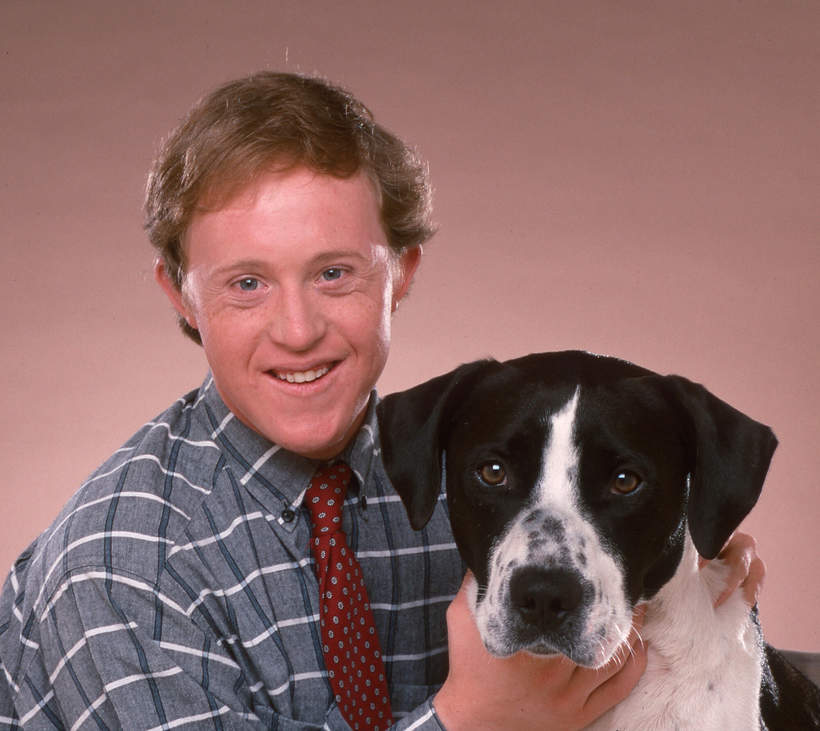 Chris Burke, pies Bullet, serial „Dzień za dniem”, 1989-1993 rok