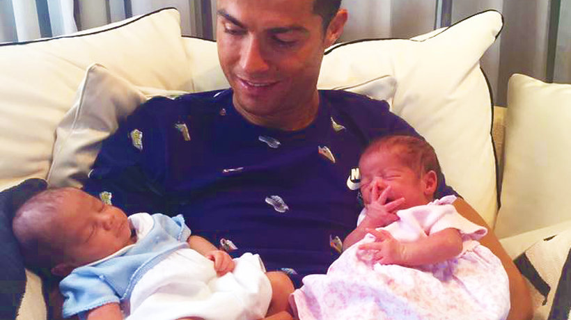 Cristiano Ronaldo, dzieci Cristiano Ronaldo, Cristiano Ronaldo bliźnięta