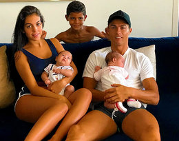 Bliźniaki Cristiano Ronaldo obchodzą drugie urodziny. Zobacz, jak teraz wyglądają!