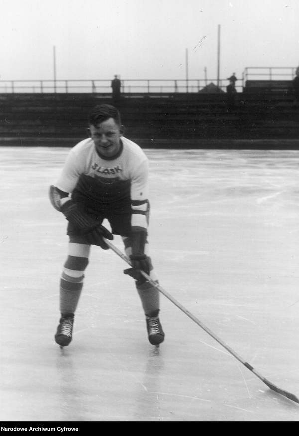 Ernest Wilimowski, Reprezentant Śląska w czasie meczu hokejowego, 1937 r.