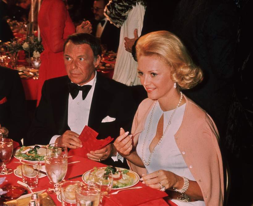 Frank Sinatra, Barbara Marx (później Sinatra, American Film Institute, Los Angeles, Kalifornia, 13.03.1974 rok
