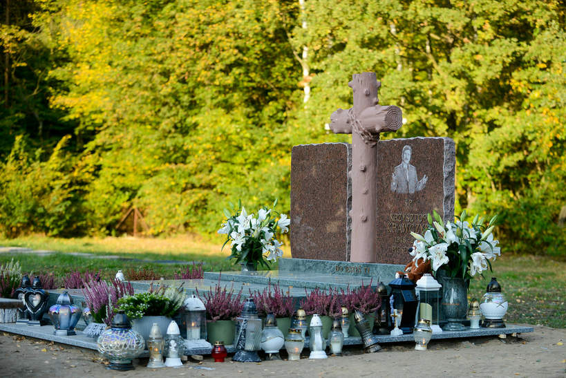 Grób Krzysztofa Krawczyka, cmentarz Grotniki, 5.10.2021