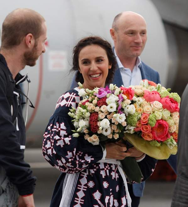 Jamala, zwyciężczyni Eurowizji 2016, Kijów, Ukraina, powitanie na lotnisku, 15.05.2016 rok