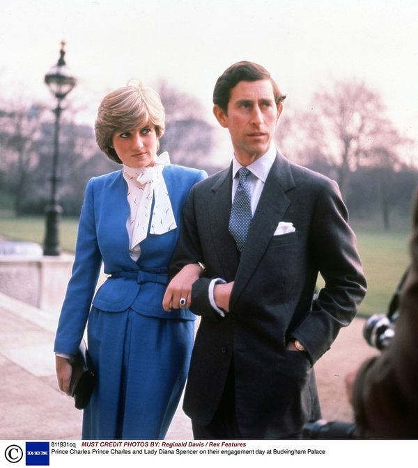 Królewskie zaręczyny: książę Karol i księżna Diana