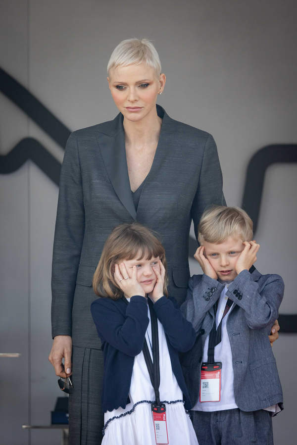 Księżna Charlene, książę Albert, książę Jacques i księżniczka Gabriella, Monako, 30.04.2022 rok
